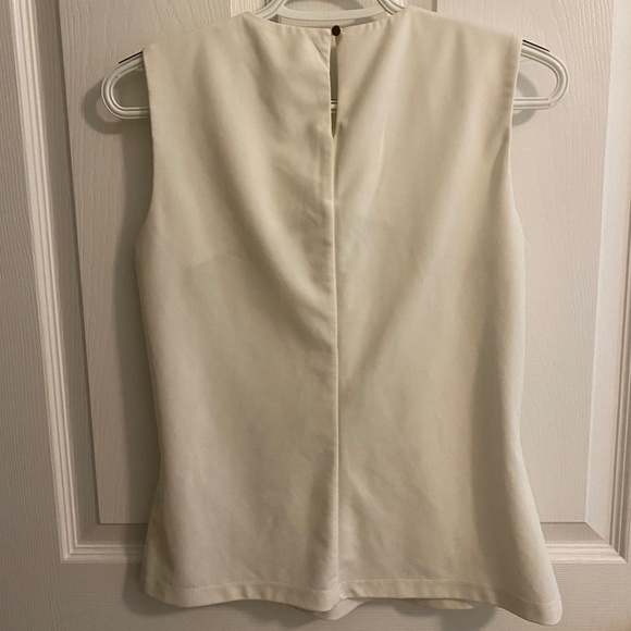 Calvin Klein White Sleeveless Blouse with Back Slit Size XS - Picture 2 of 4